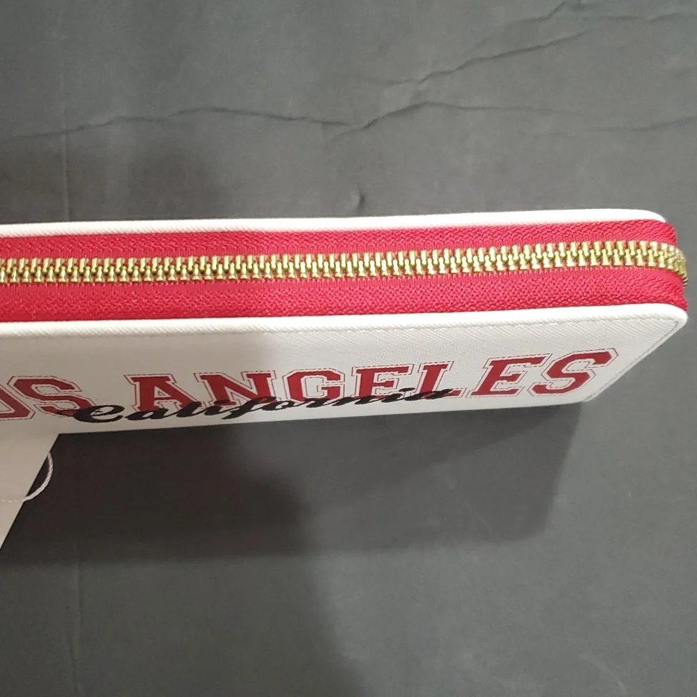 Los‎ Angeles California white coated canvas zip around red trim wallet brand new